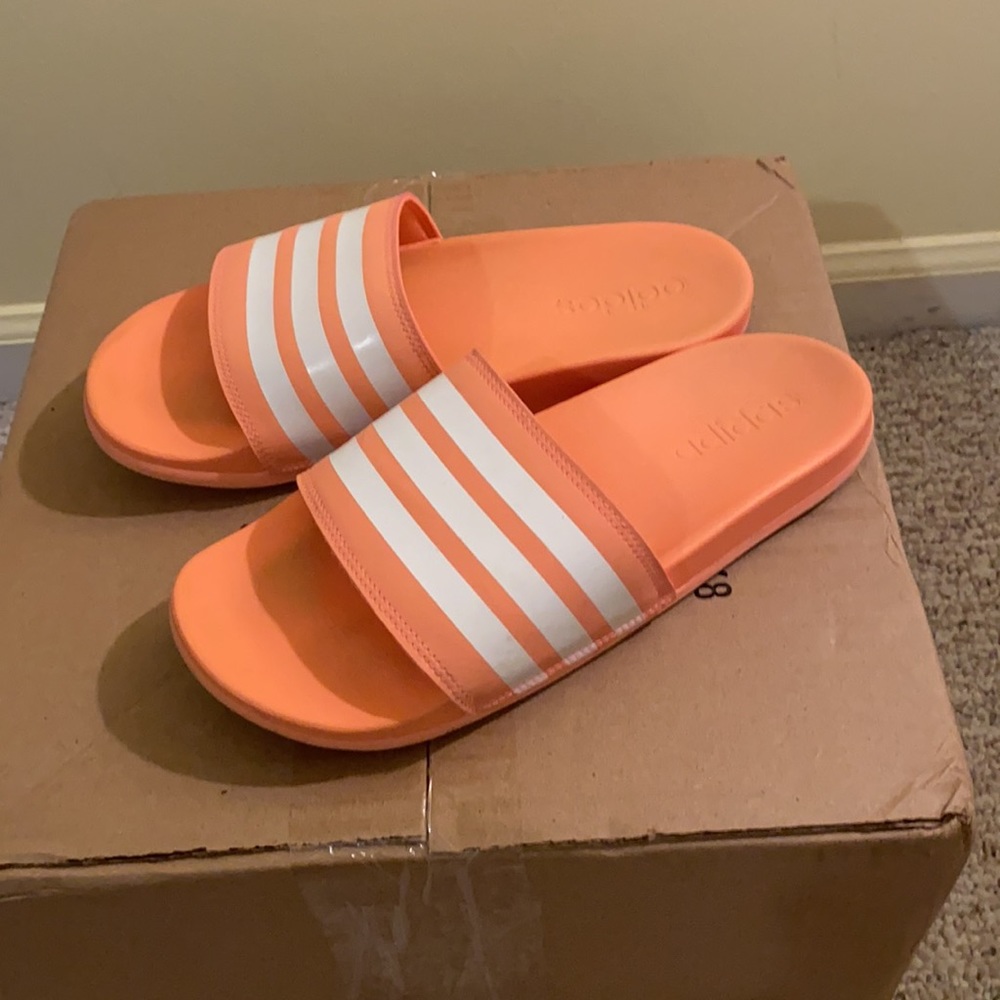 ADIDAS slides - Picture 3 of 4